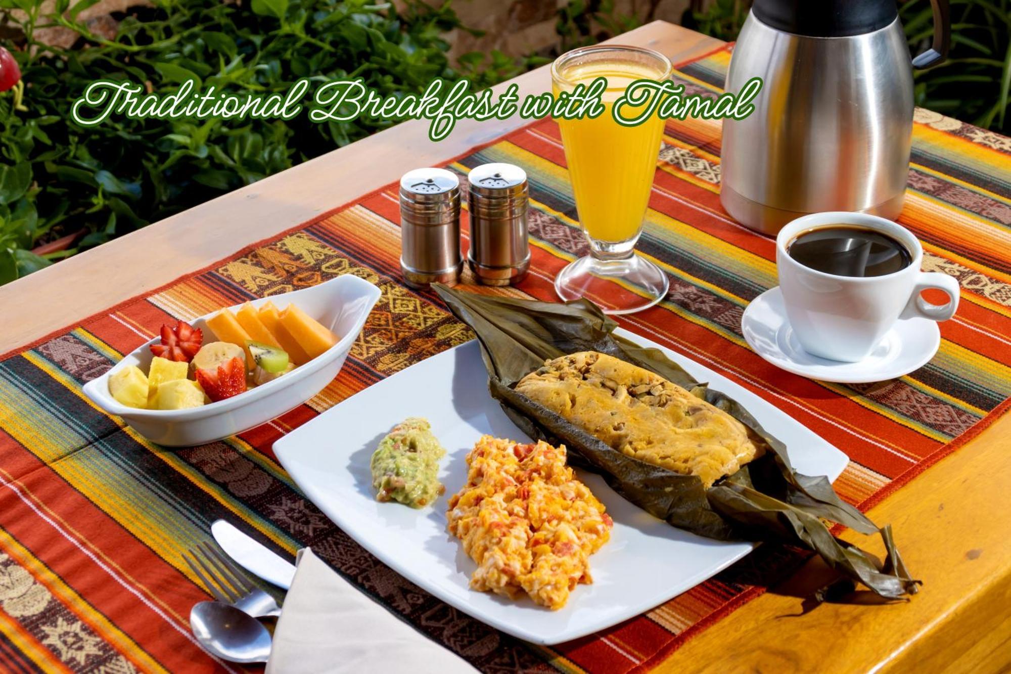 Friends Hotel & Rooftop - Historic Center & Museums كويتو المظهر الخارجي الصورة